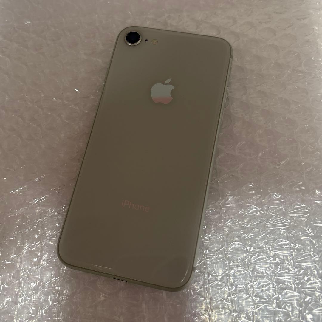 iPhone 8 Silver 64 GB SIMフリー （バッテリ容量81%）