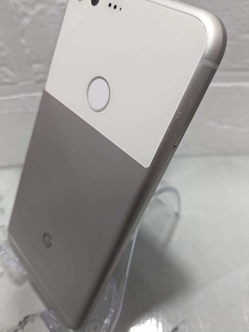 8【白】★お任せ特価★Google Pixel XL初代 32GB（日本未発売）