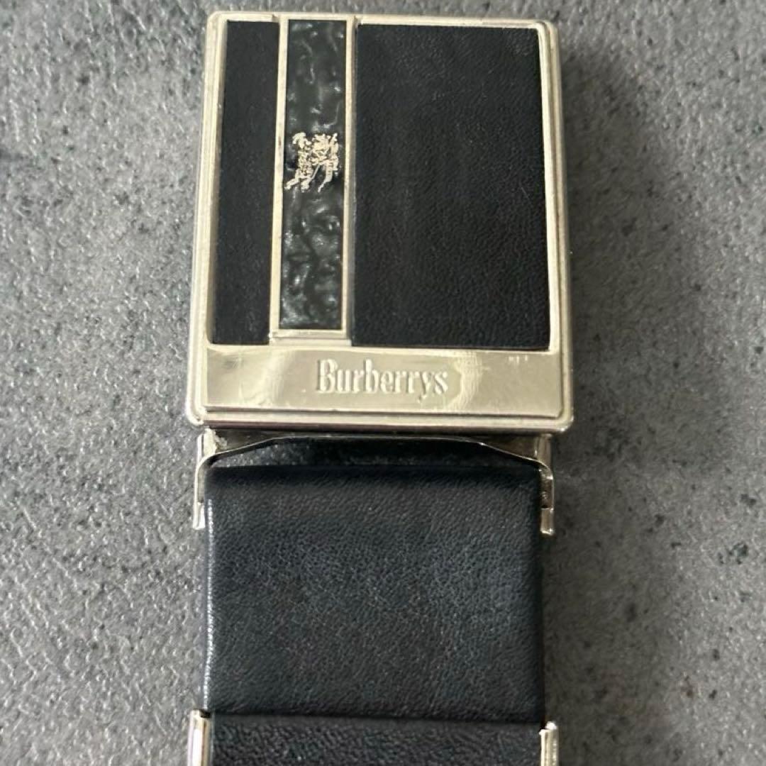 BURBERRY ホールレスベルト　ホースロゴバックル　無段階調整　穴なしベルト