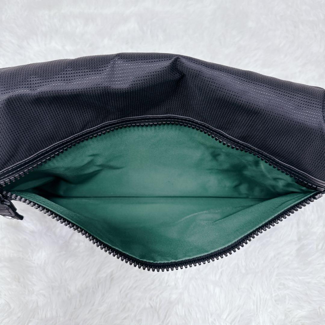 【未使用級】DIESELディーゼル 黒　メッセンジャー レザー　ナイロン　A4