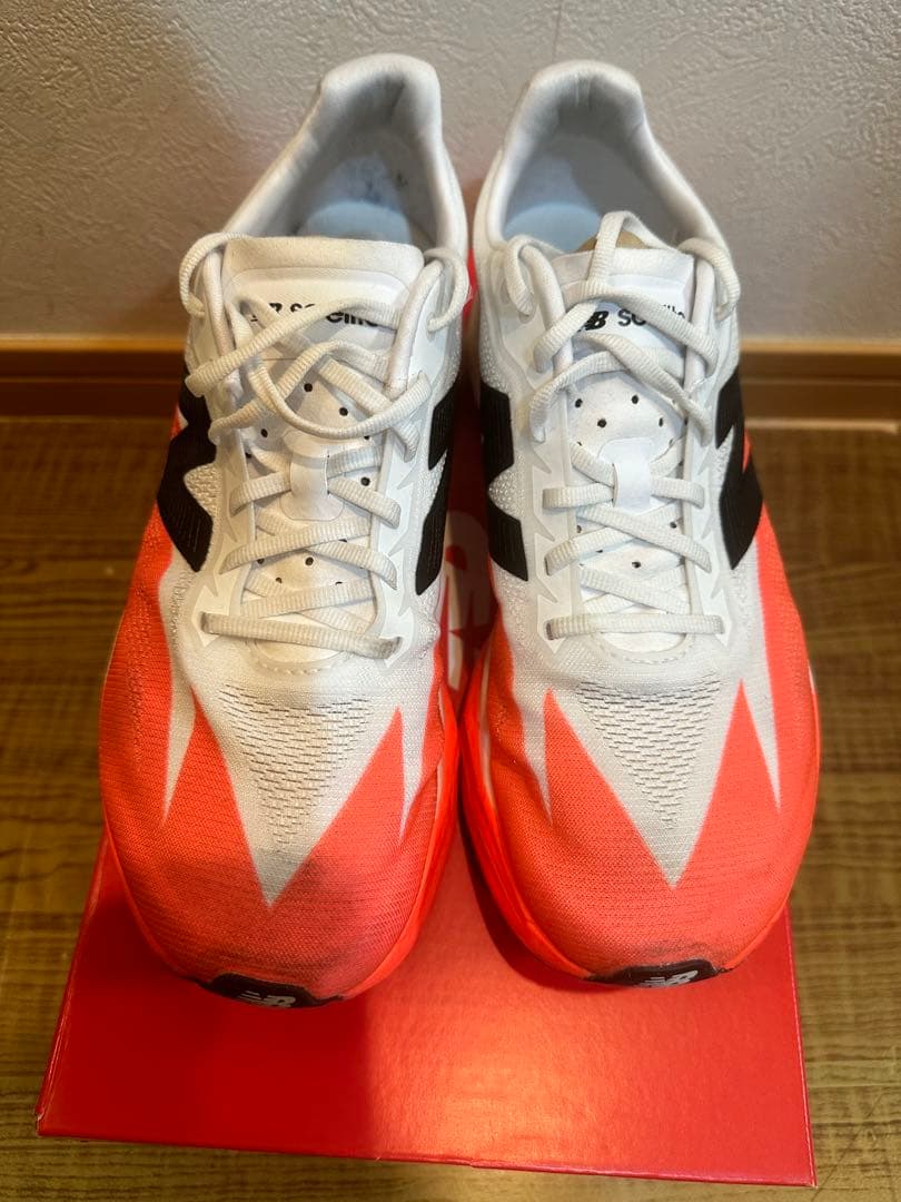 New Balance FuelCell Elite v5 ランニングシューズ