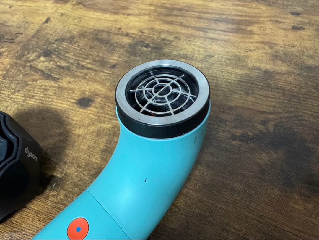 Dyson Supersonic r ヘアドライヤー HD17