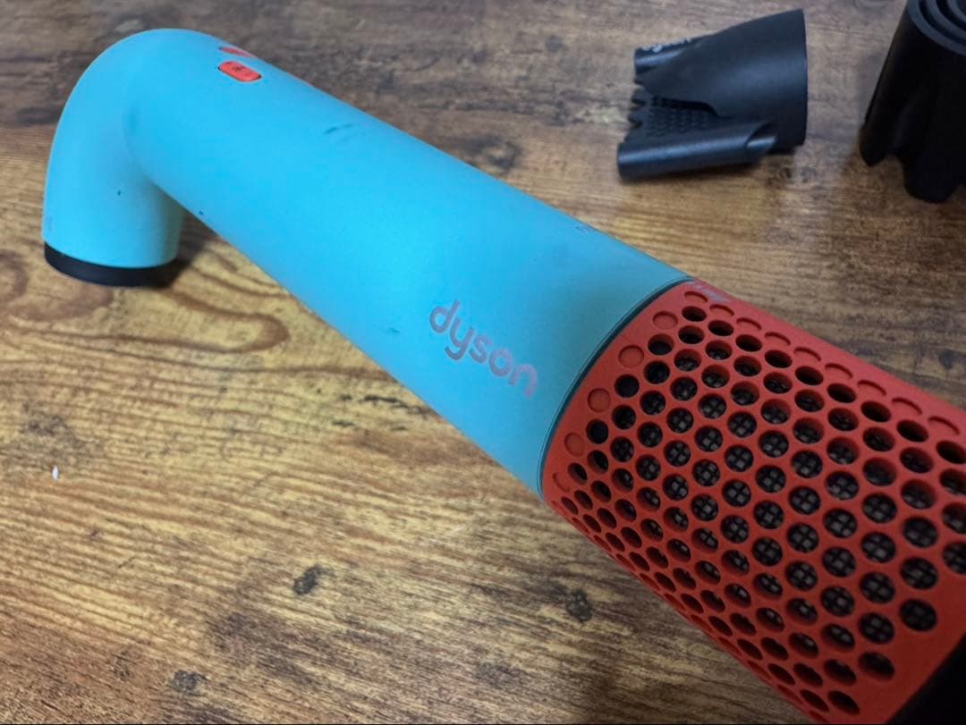 Dyson Supersonic r ヘアドライヤー HD17