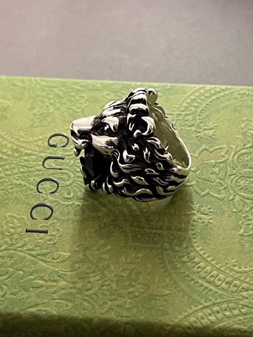 T*o様 【特価】GUCCI ブラッククリスタル付きライオンヘッドリング 13号