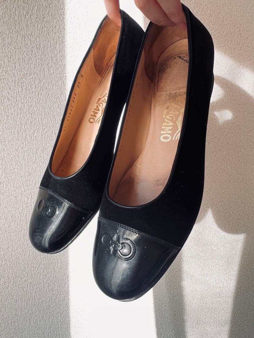 フェラガモ ヴィンテージ パンプス ブラック バイカラー