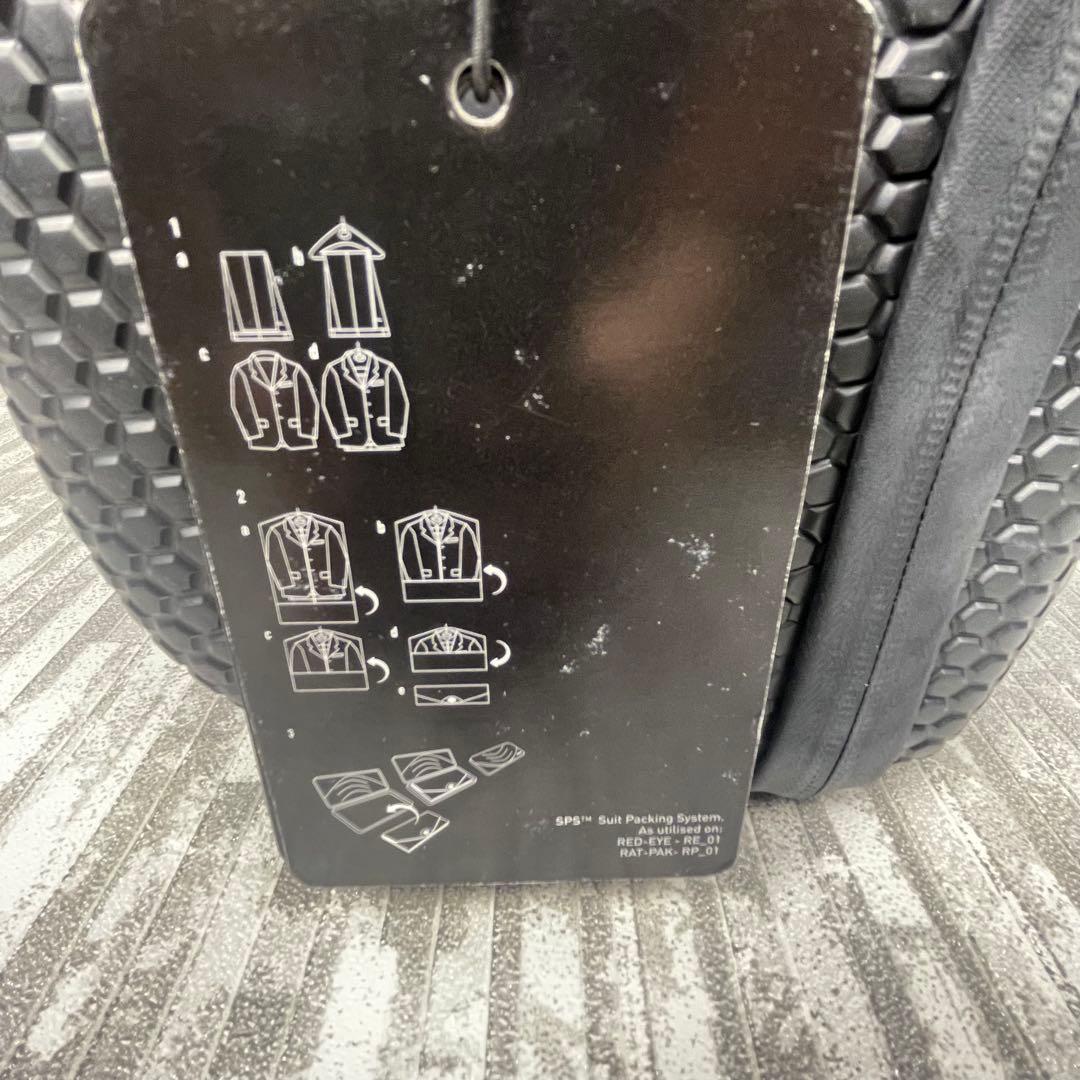 【新品】Lat56° ガーメントバッグ スーツケース トラベルバッグ 27L