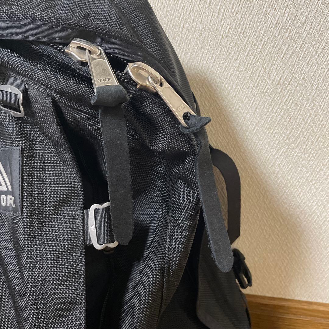 ファスナー部分特別品　GREGORY ブラックバックパック オールデイ 22ℓ