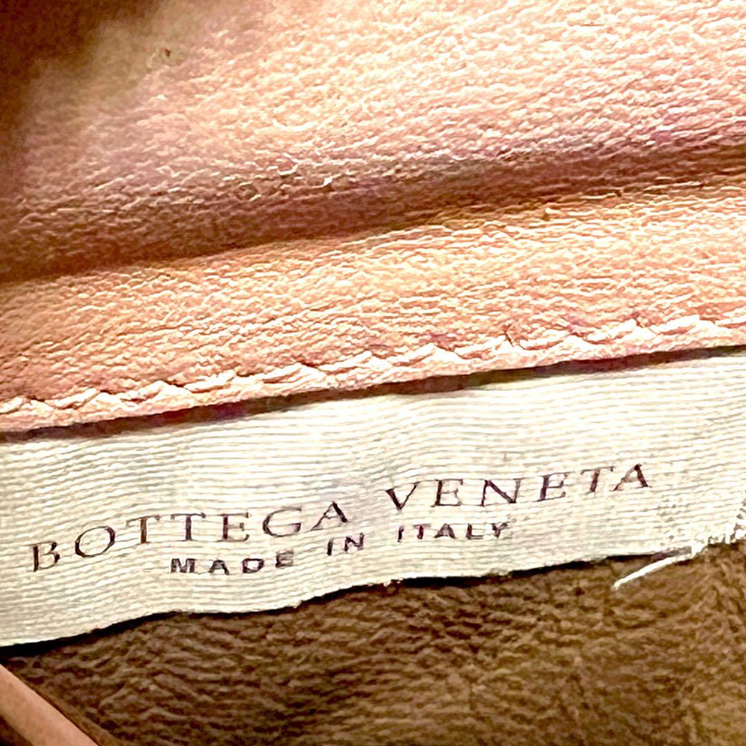 Mi27045 ボッテガヴェネタ イントレーチャー パイソン　長財布