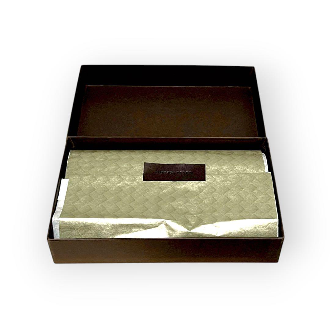 Mi27045 ボッテガヴェネタ イントレーチャー パイソン　長財布