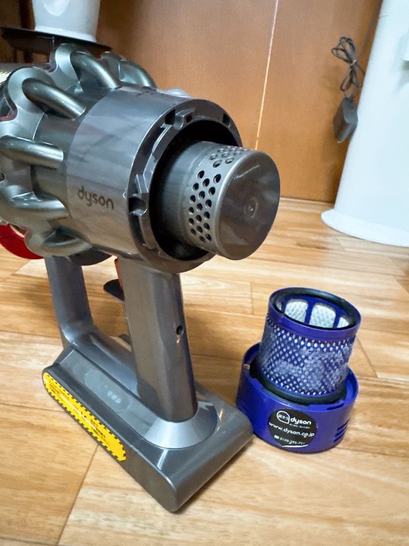【分解洗浄済】275-ダイソン dyson v10 sv12 掃除機 作動品