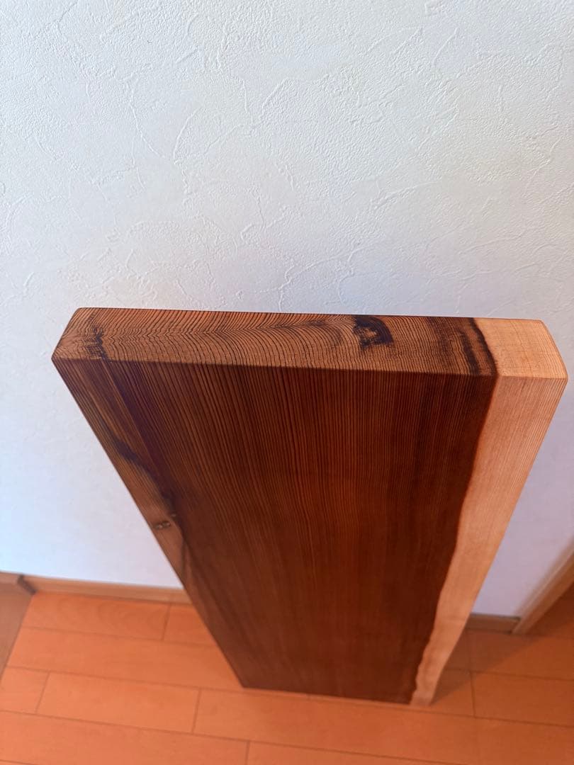 天然杉無垢の一枚板ナチュラルダークトーンローテーブル