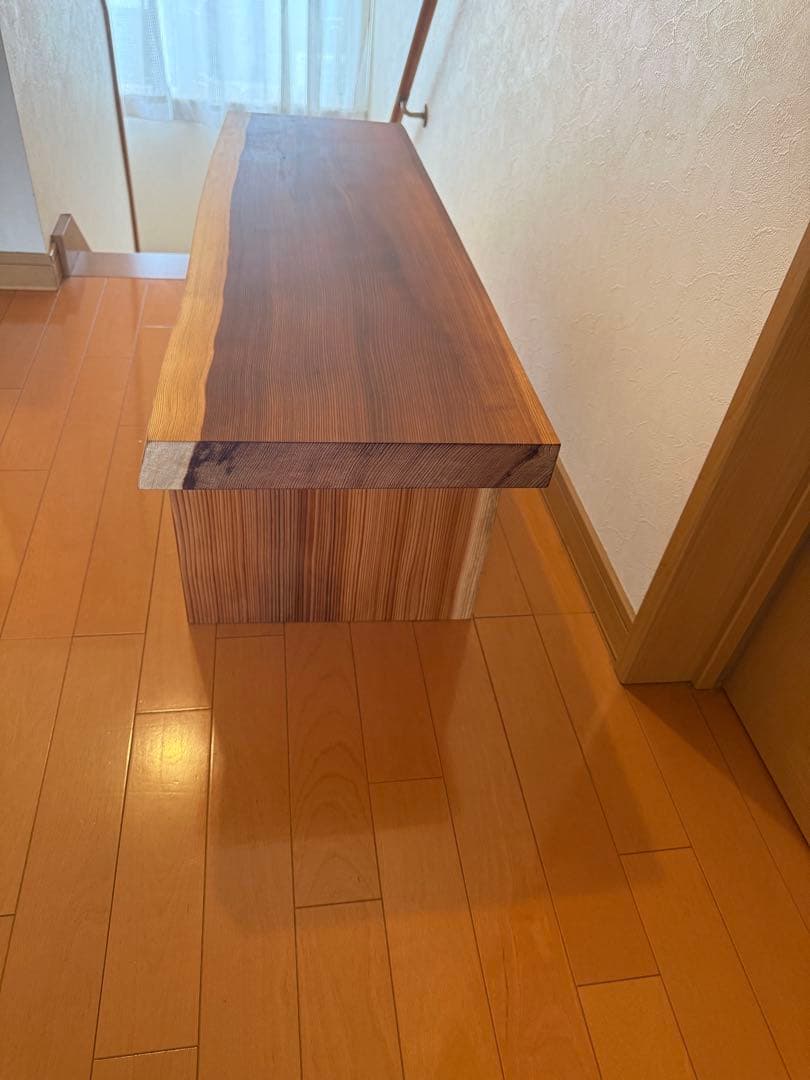 天然杉無垢の一枚板ナチュラルダークトーンローテーブル