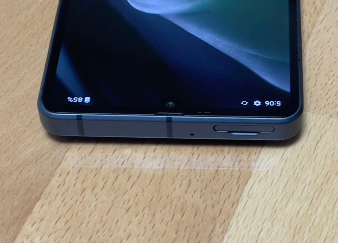 Tuan Vu anh 　AQUOS sense7 plus SIMフリー