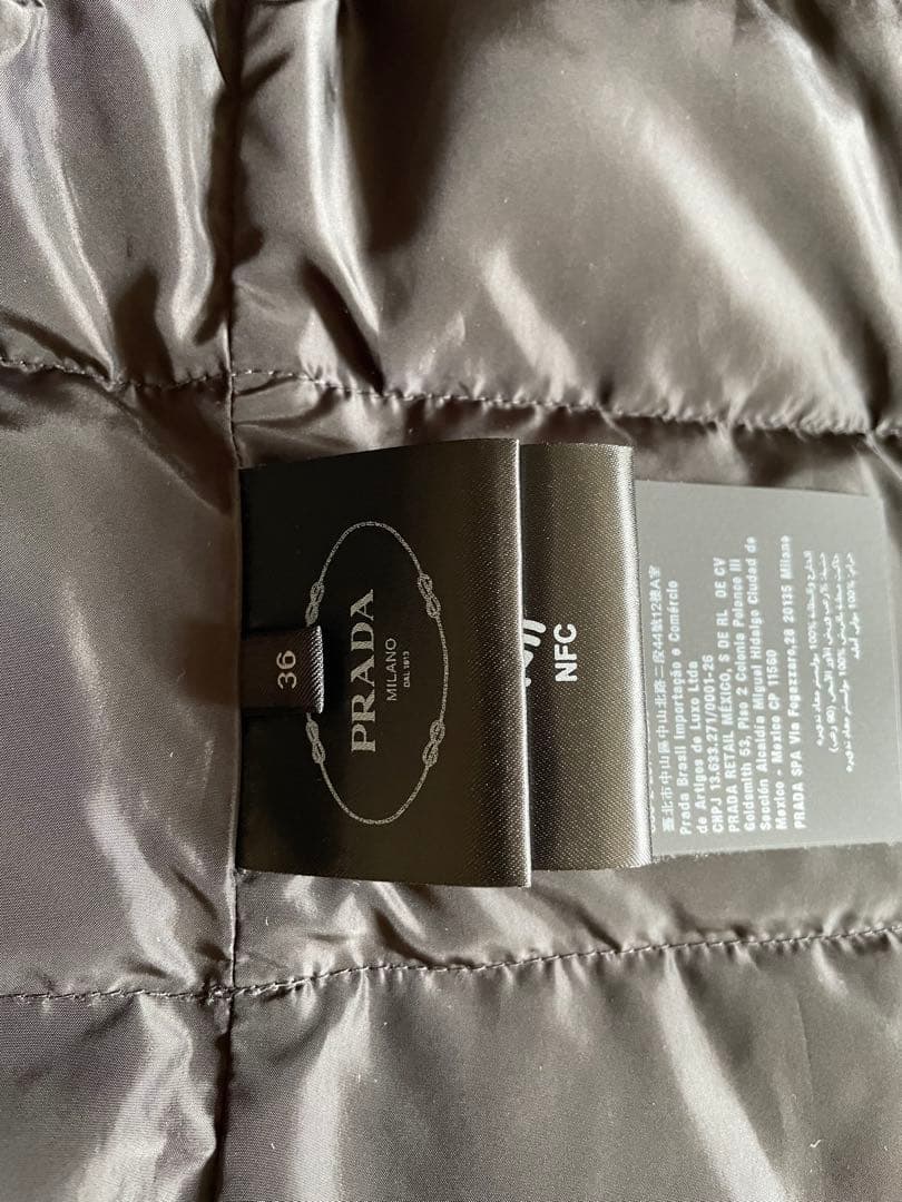 PRADA フード付きダウンジャケット 36 ブラック