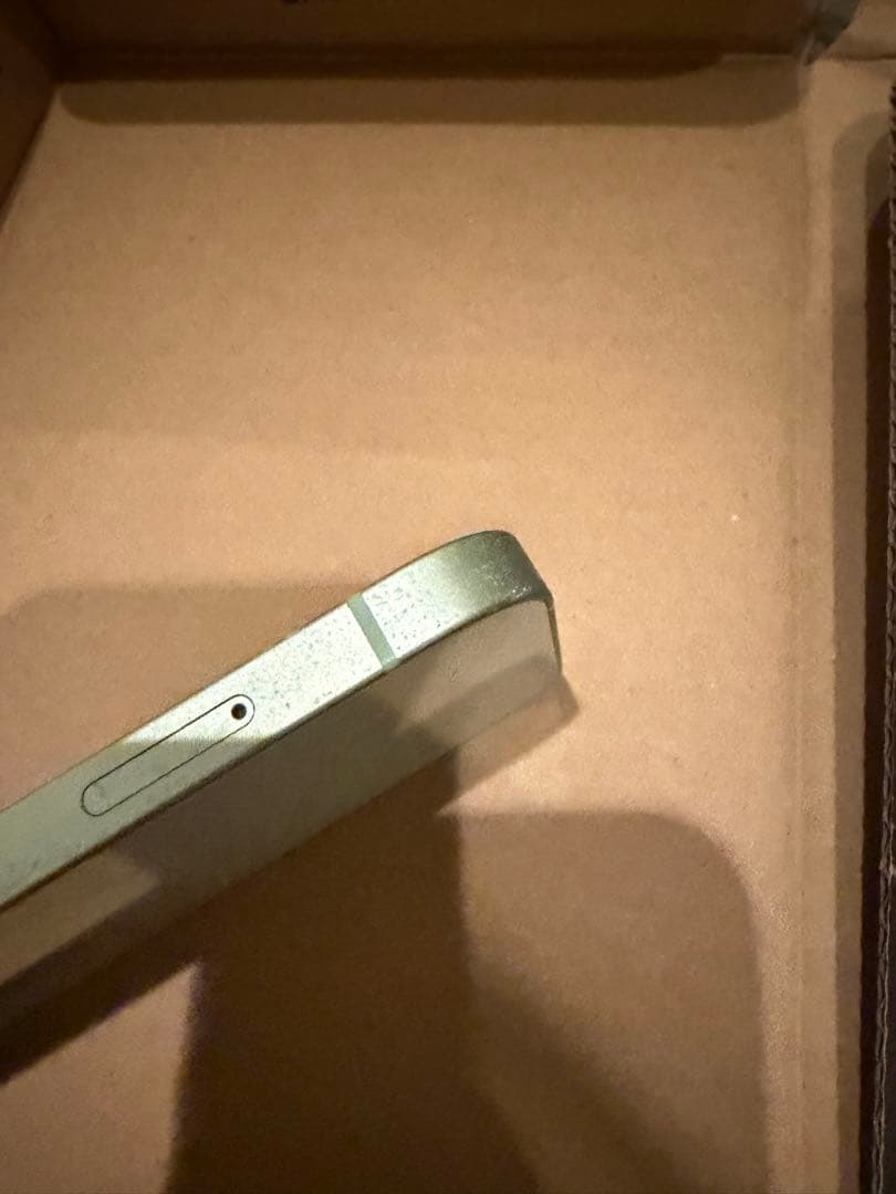 iPhone12 グリーン　スマートフォン 本体