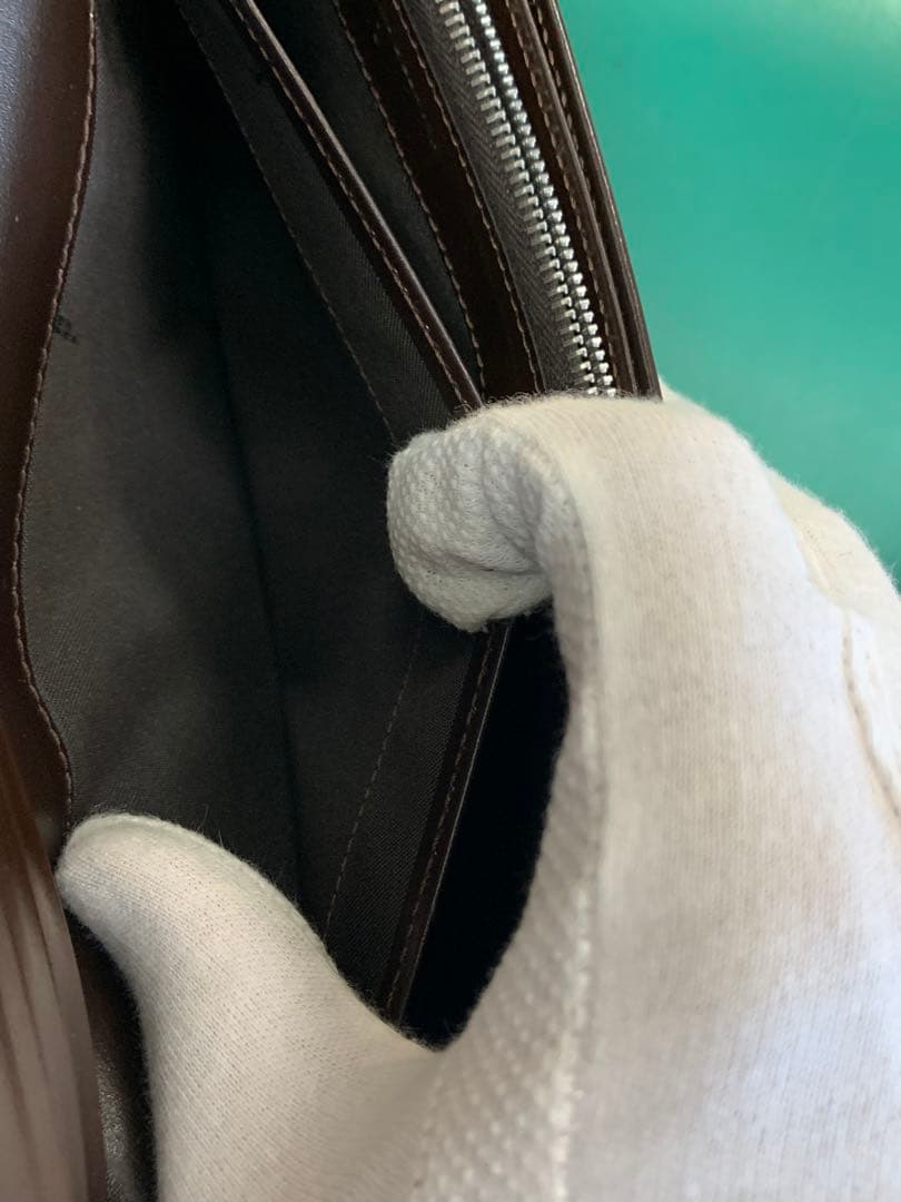 美品 正規品 FENDI フェンディ ズッカ柄 長財布 財布 FFロゴ ブラウン