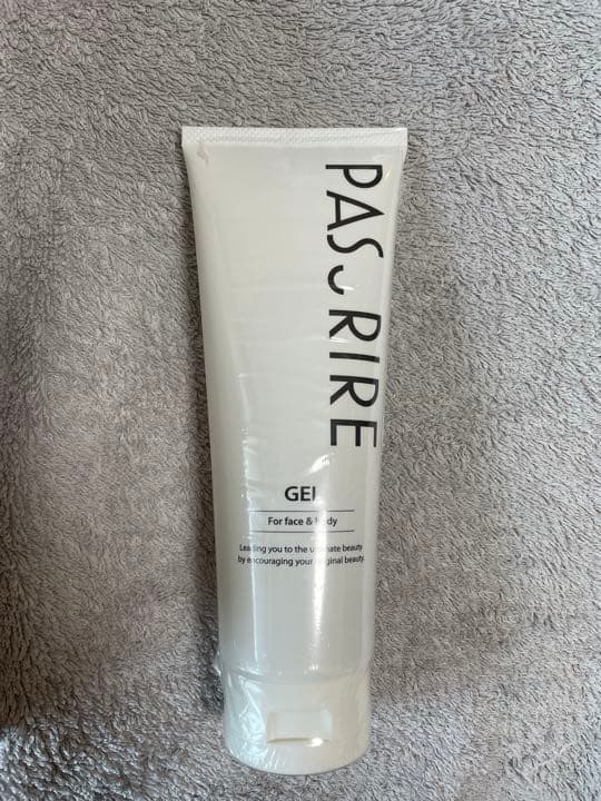 【美品】最新美顔器　パスリル　PASURIRE 未使用ジェル付き