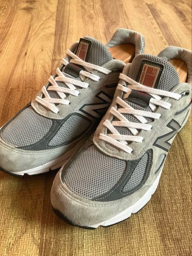 【値下げ中】【美品】M990VS4 new balance 990v4 28cm