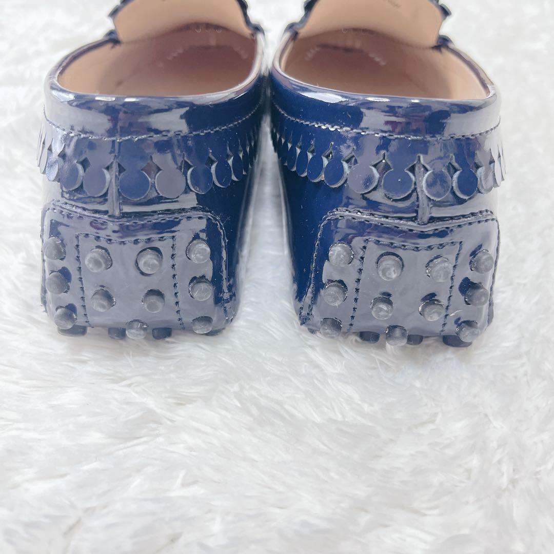 【極美品】TOD'S サイクルレースキルト付 エナメルローファー ネイビー 23