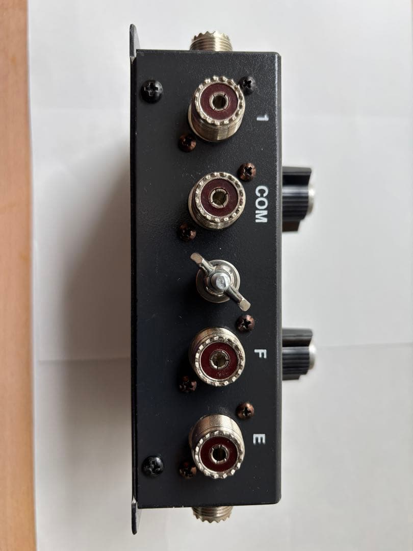 MFJ−1700C HFアンテナ/トランシーバー切替スイッチ