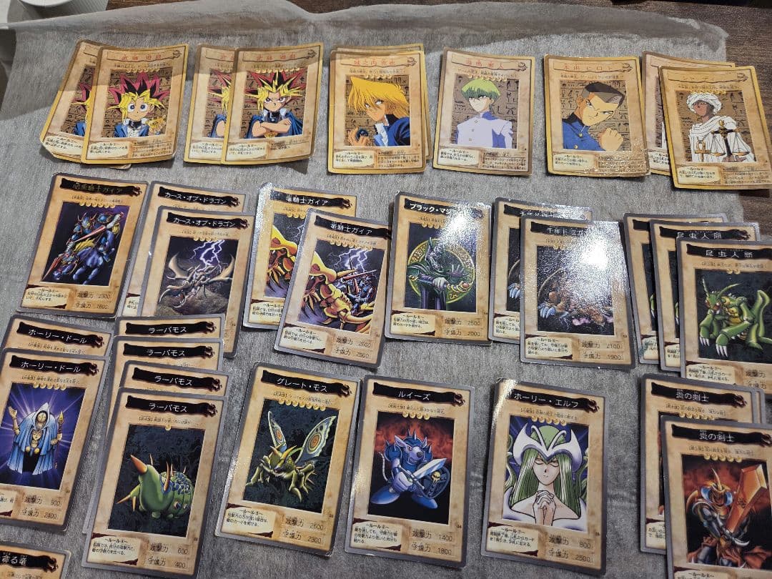 遊戯王バンダイ版　引退品まとめ売り　84種類　全151枚