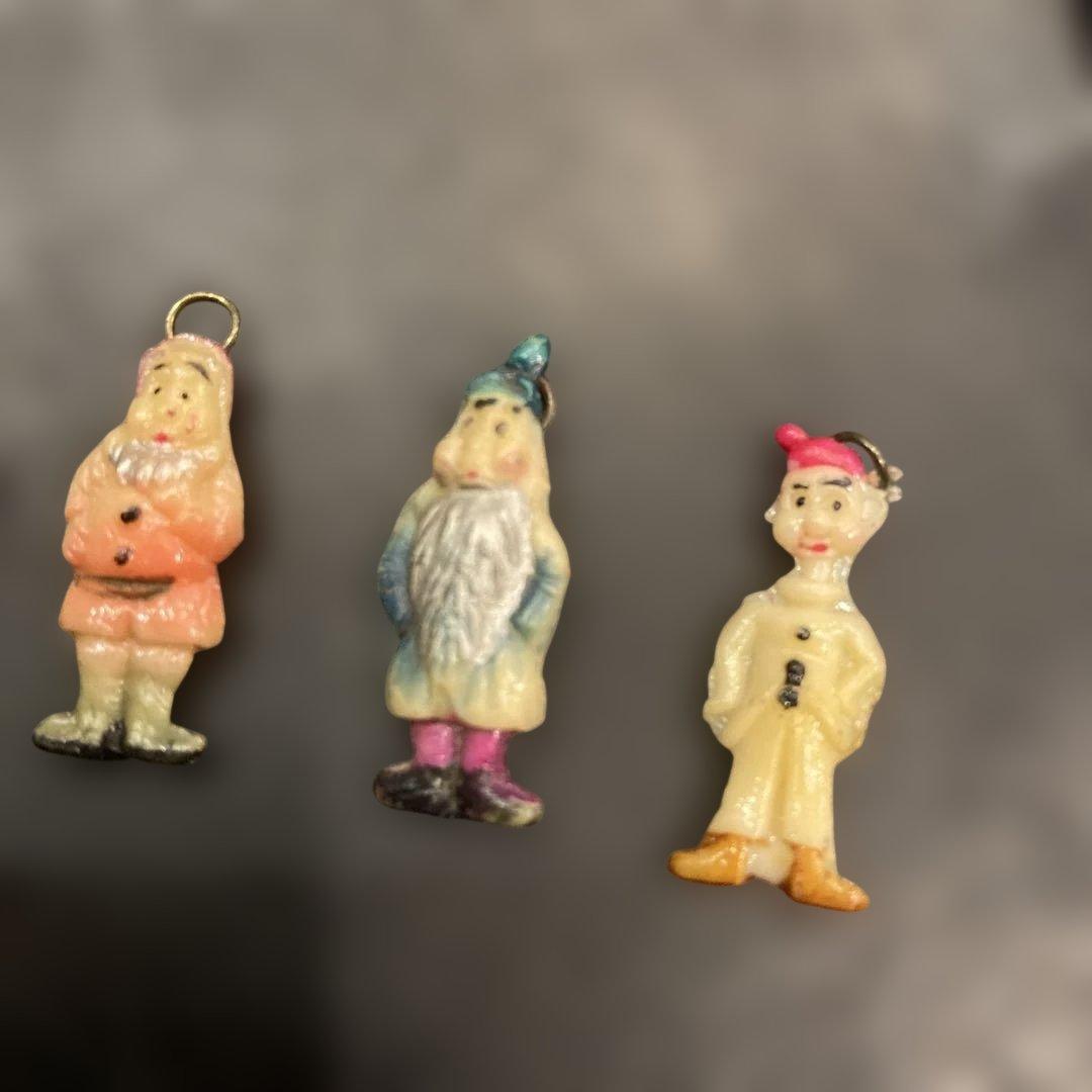 1930-40年代　セルロイドチャーム \"白雪姫と7人? の小人\"