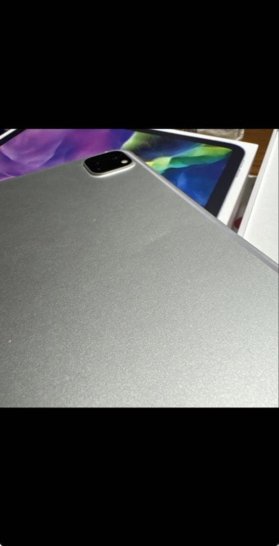 iPadPro第二世代256GB とApple Pencil とキーボードケース