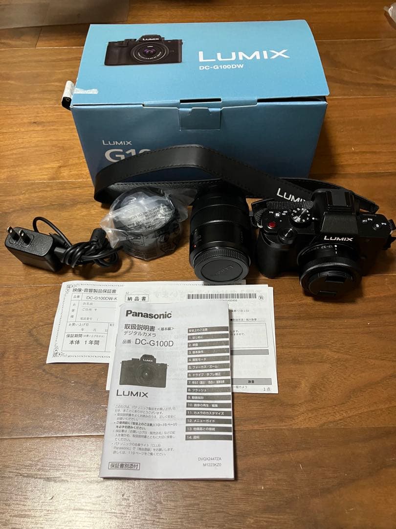 【ほぼ未使用】Panasonic LUMIX DC-G100DW ダブルレンズ