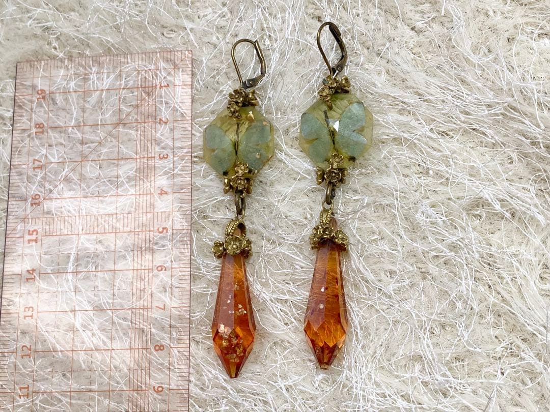 レネットエミラベル reinette ペアピアス 蝶 標本 シャンデリア