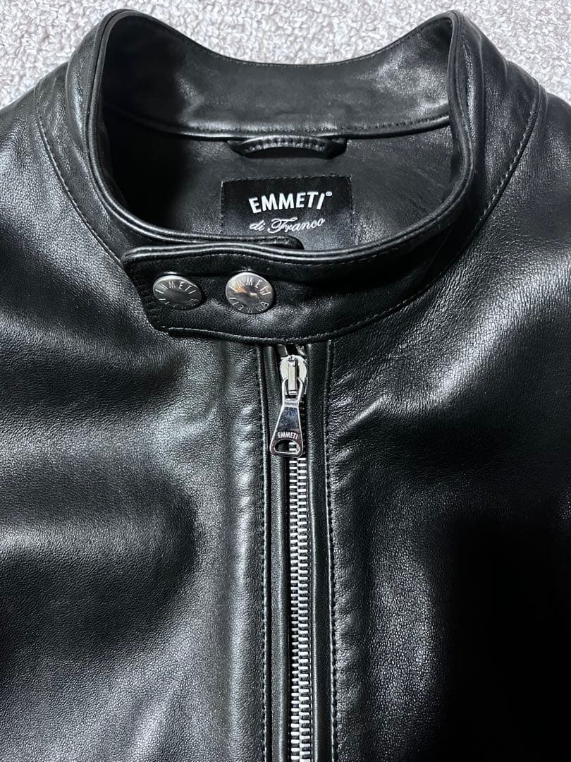 【エンメティアッカ干場】1piu1uguale3wjkルイスレザーバックラッシュ