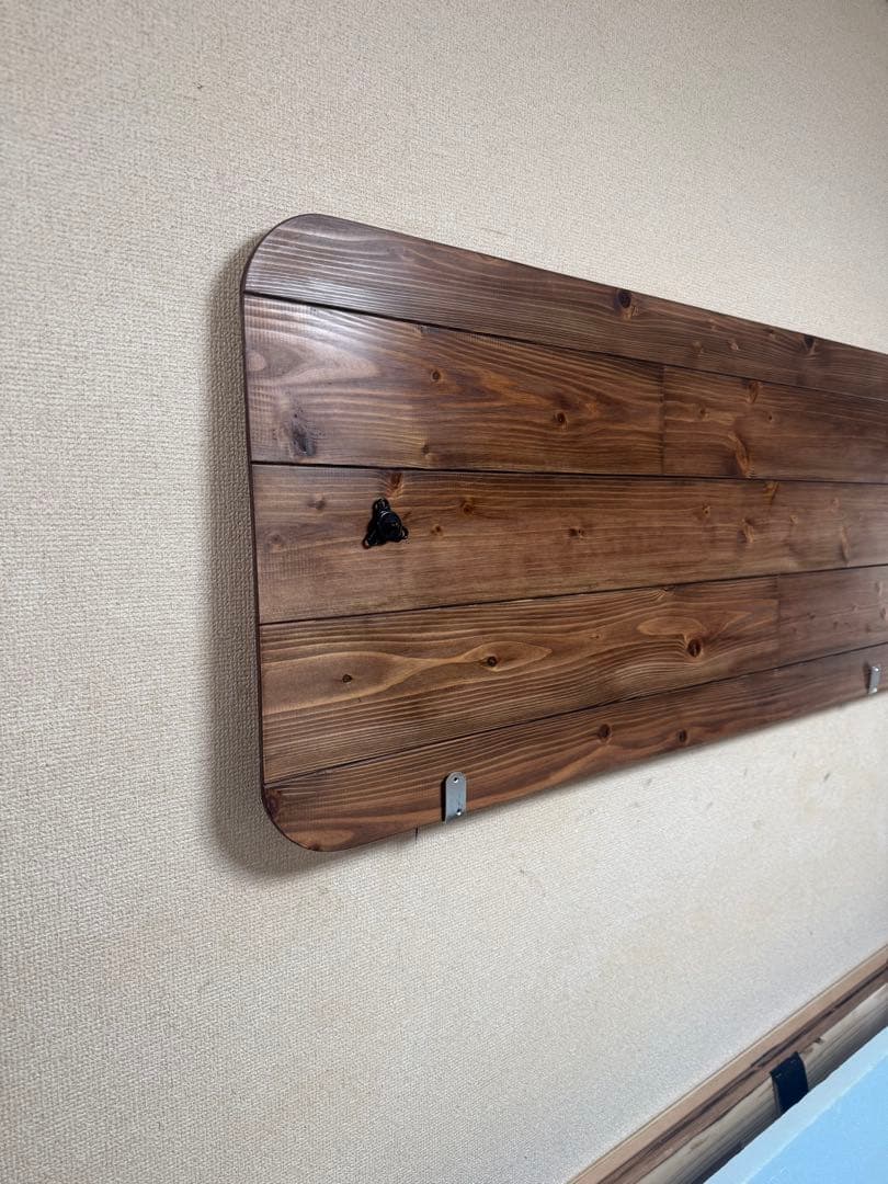 かっちゃん様　オーダー品　ハイエース窓埋めパネル　吸盤仕様