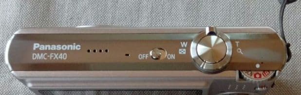 【液晶に黄ばみ有】動作品　パナソニック LUMIX DMC-FX-40　12MP