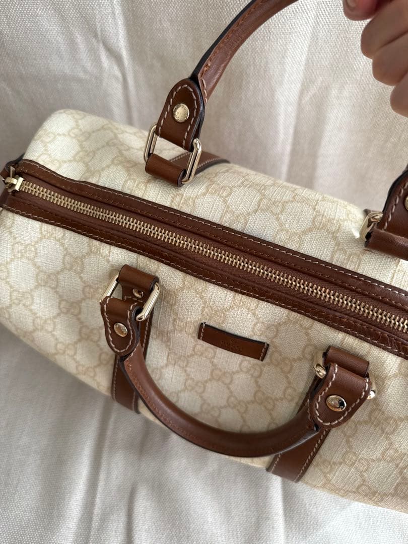 美品　グッチ GGスプリーム ボストンバッグ アイボリー