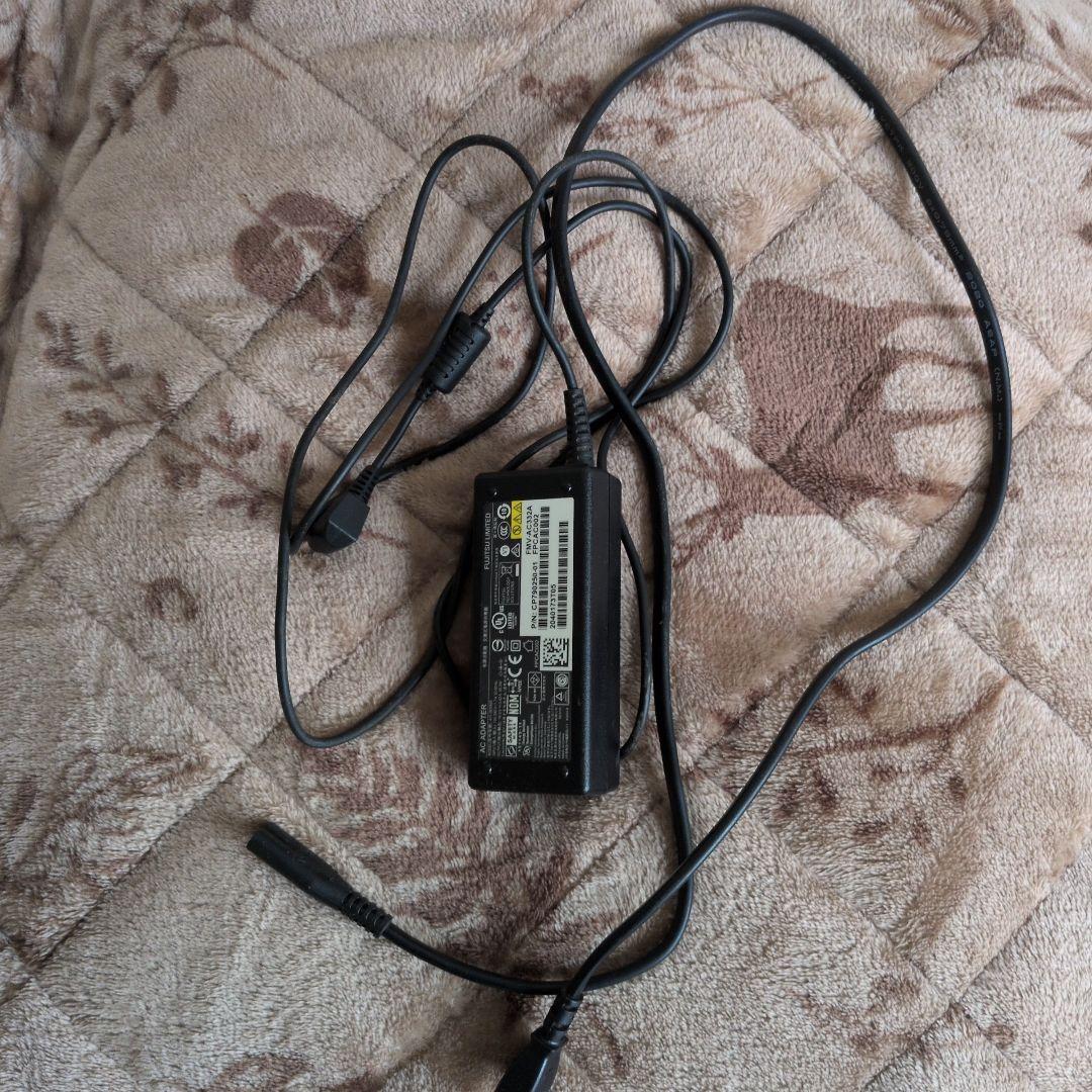 富士通 ESPRIMO FH70/E1 デスクトップPC