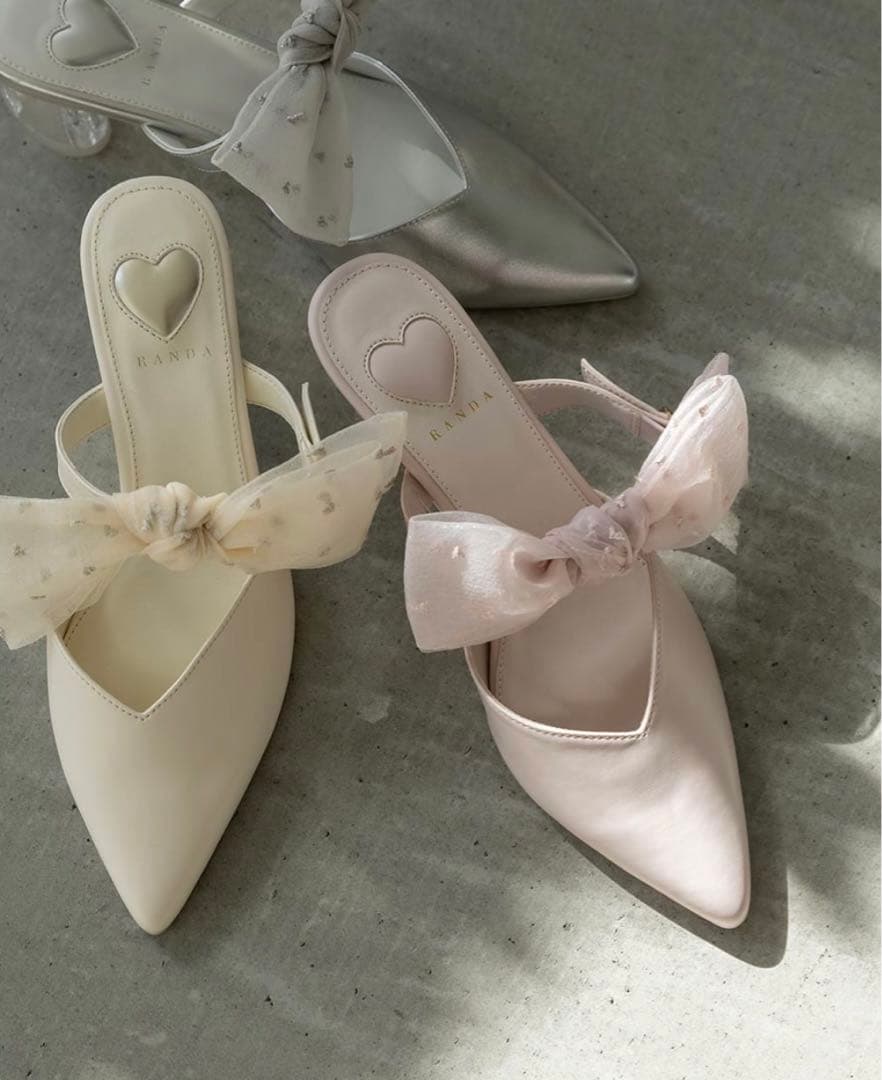 RANDA 2WAYハート刺繍リボンミュール