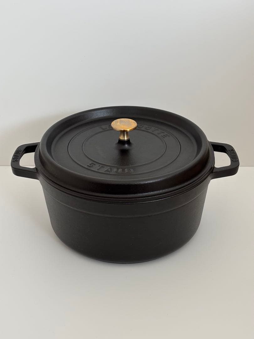 ストウブ ココット ラウンド 黒 26cm staub