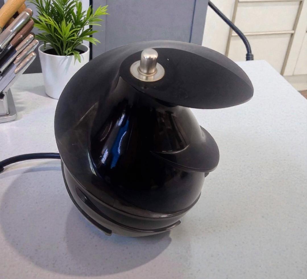 ●ヒューロム スロージューサー●HU-300-R●圧縮搾り●HUROM