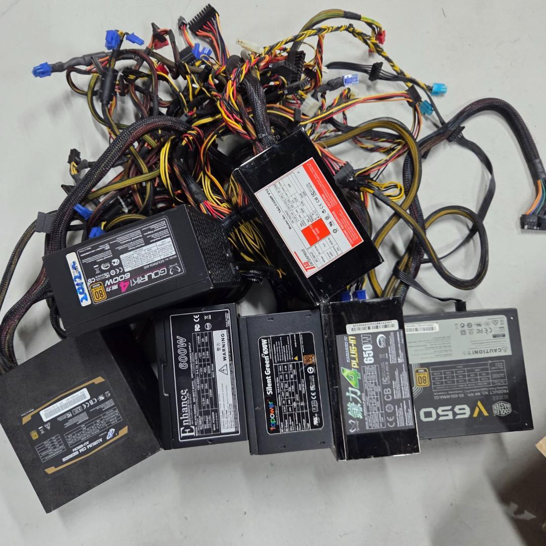 13 通電確認済 電源ユニット 600W～650W 7個