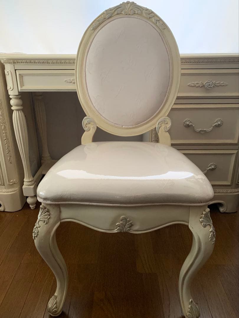 ジェシカマクリントック チェア 椅子 アンティーク ロココ　白　輸入　ホワイト
