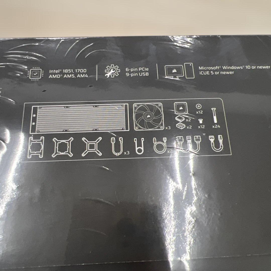 CORSAIR iCUE LINK TITAN 360ラジエーター