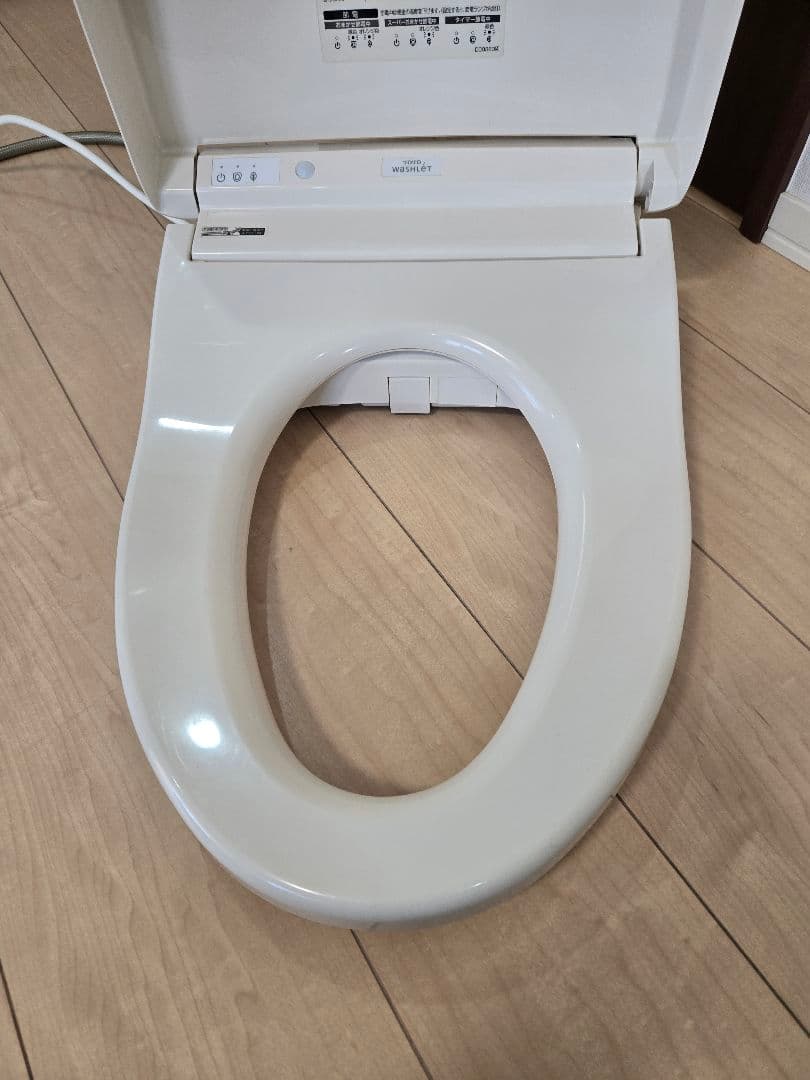 TOTO ウォシュレット 温かい便座 消臭機能付き ２０１９年