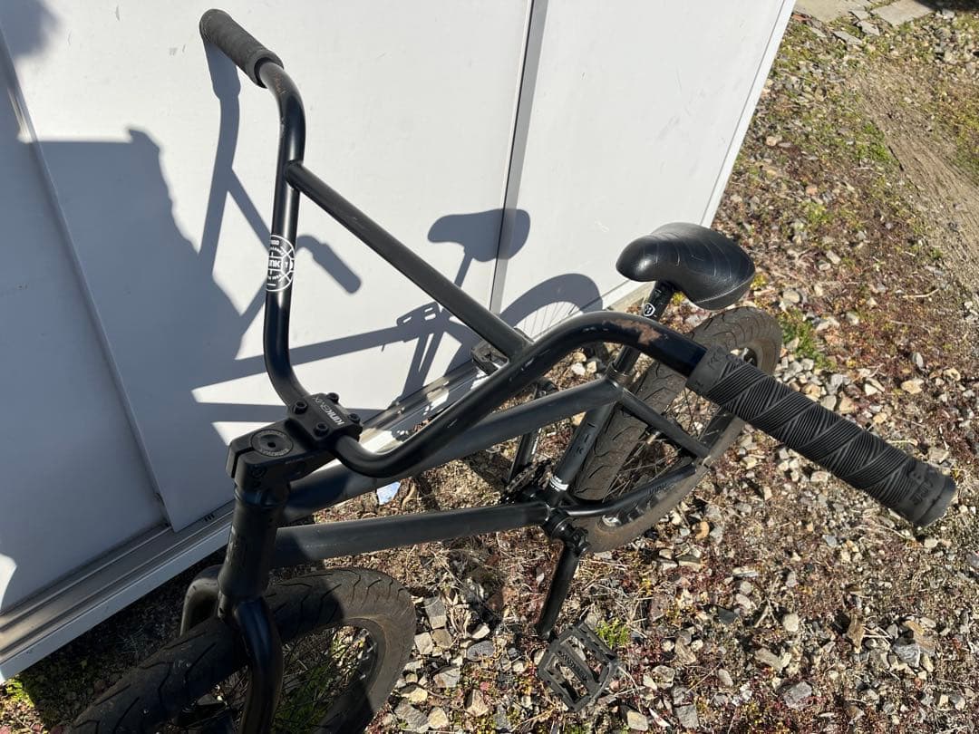 KINK ブラック BMXバイク