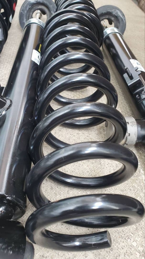 福岡 引き取り希望 純正 サスペンショントヨタ クラウン ハイブリッド 後期