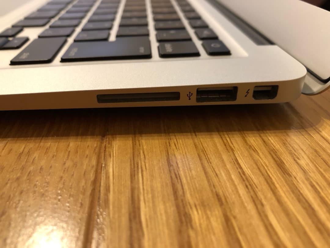 MacBook Air mid 2012 美品
