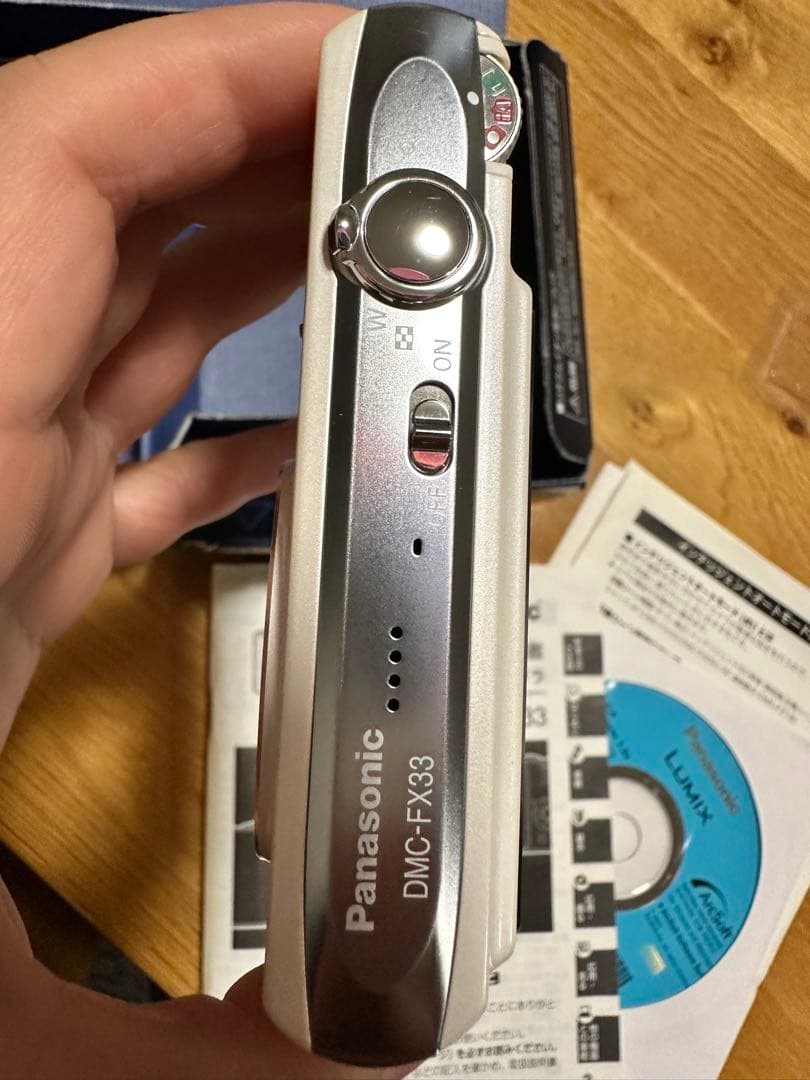 Panasonic DMC-FX33-W コンパクトデジタルカメラ【壊れています