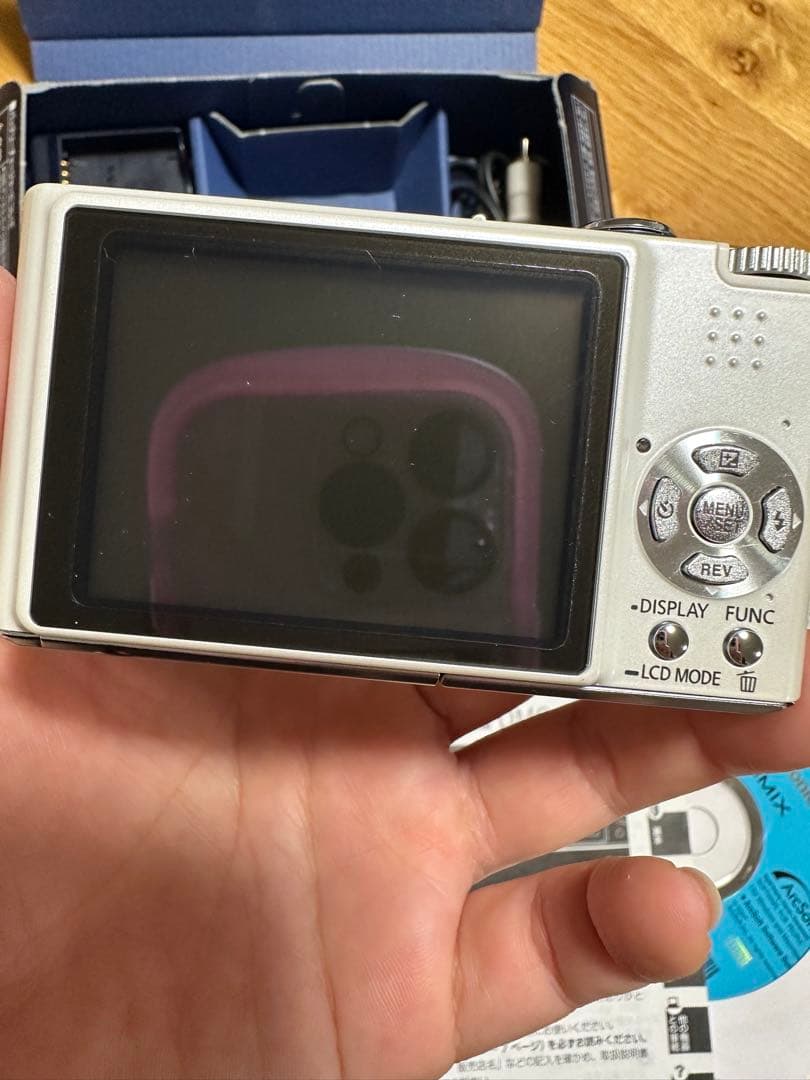 Panasonic DMC-FX33-W コンパクトデジタルカメラ【壊れています