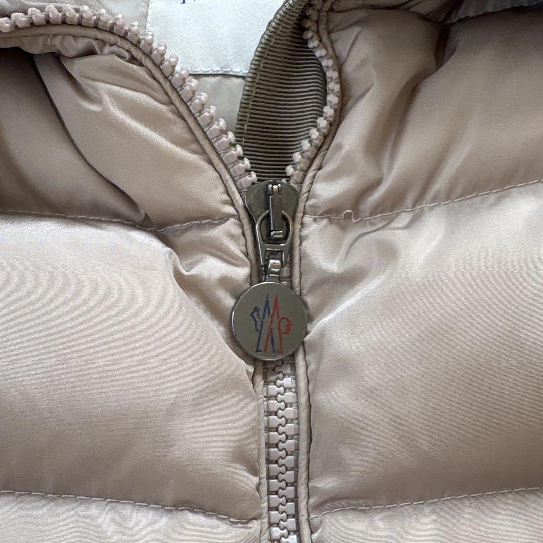 MONCLER ベージュ ダウンジャケット フード付き サイズ0