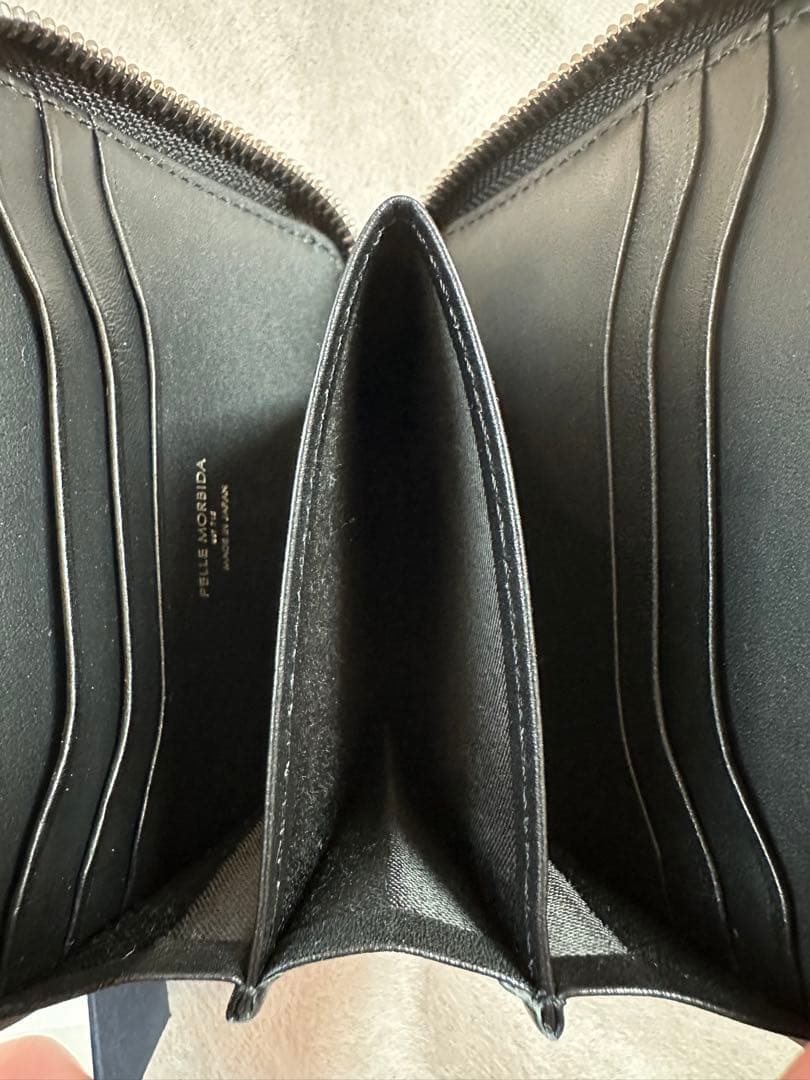 ペッレモルビダ　L字型財布　PM-BA333-BK