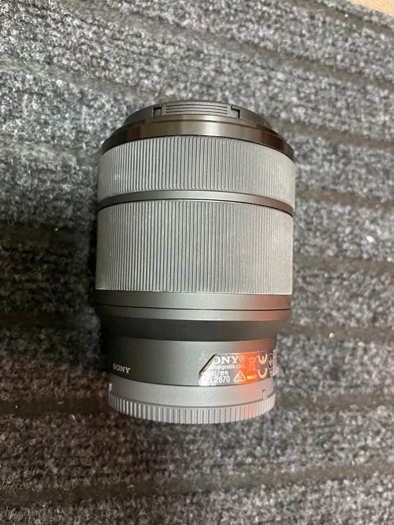 SONY FE 28-70mm F3.5-5.6 OSS ズームレンズ