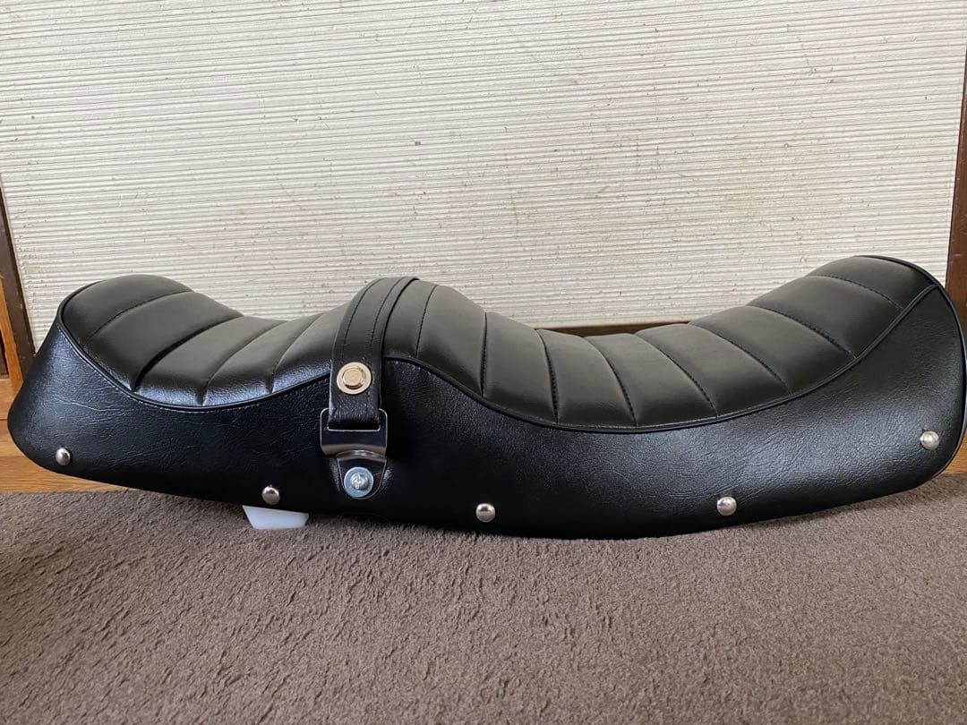 cb400sf タックロールシート nc39 nc42 高級革　高密度ウレタン